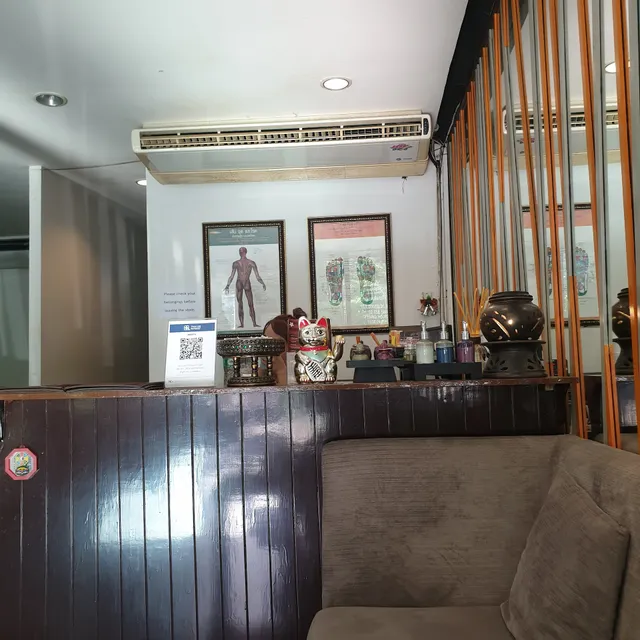Top Thai Massage Sukhumvit 33