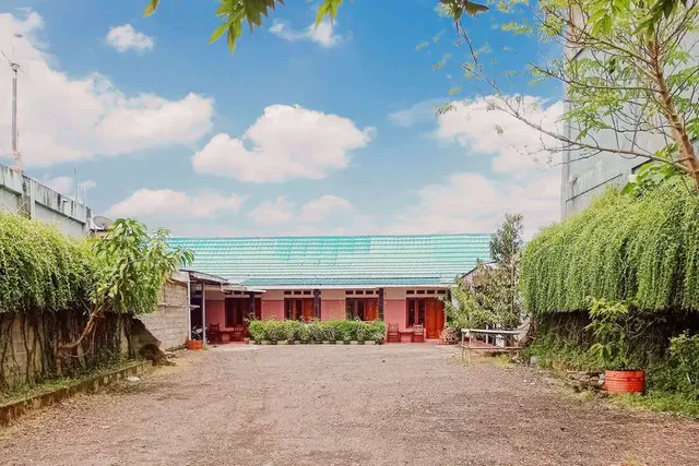 RedDoorz Syariah @ Wisma Soponyono