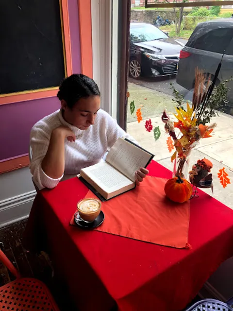 Amira Cafe and Bistro