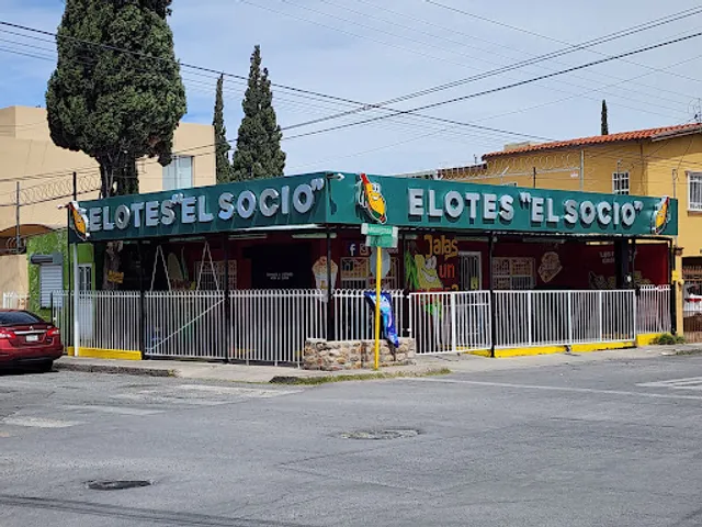 Elotes El Socio