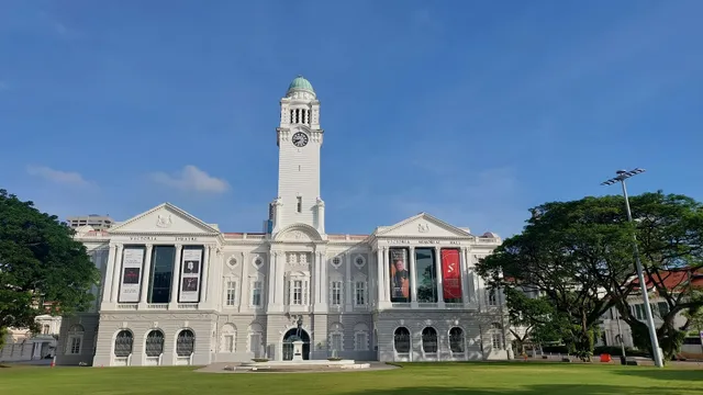 Empress Place - reviews,open hours,photo spots,things to do ...