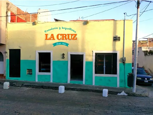 Panadería y Baguettería La Cruz