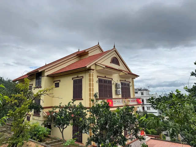 Sea & Mountain By Kim