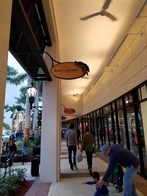 Marc Jacobs - Sawgrass Mills Premium Outlets