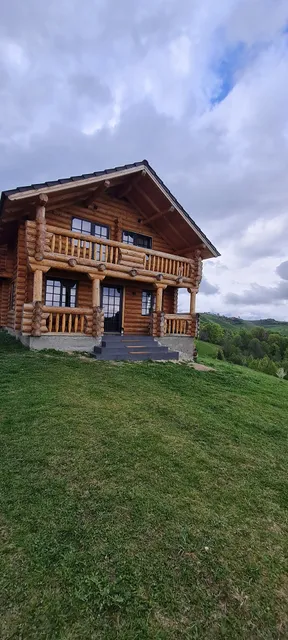 BearHouse_Chalet