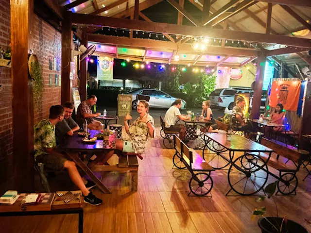 Brick Bar and Restaurant