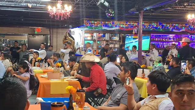 La Dona Bar & Restaurant