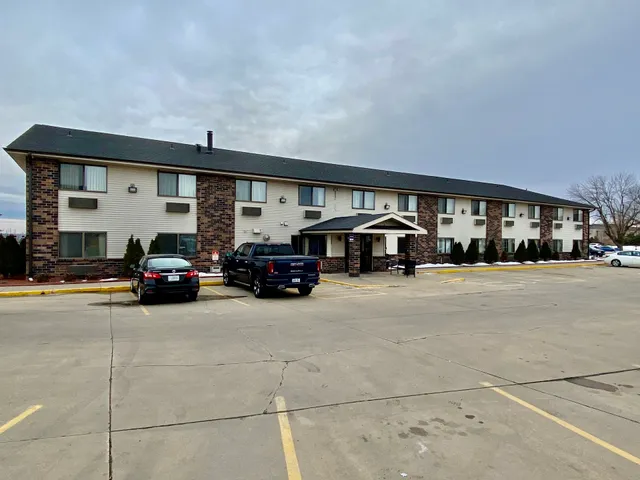 American Inn Cedar Rapids South Airport CID