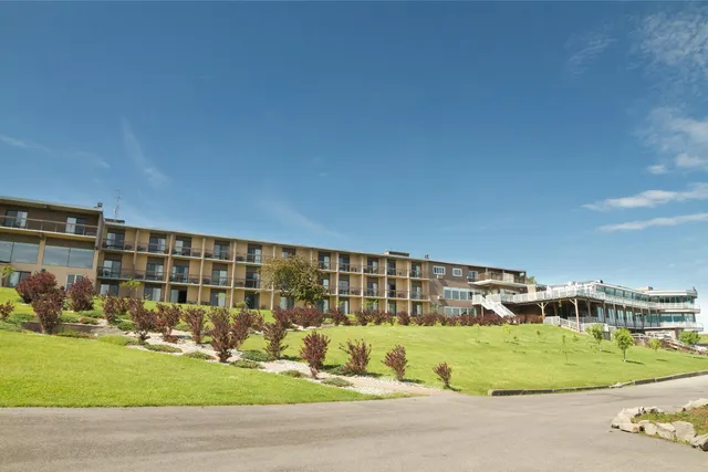 Ramada by Wyndham Jordan/Beacon Harbourside Resort