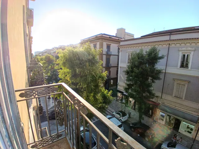 Beb REGGIA E DINTORNI