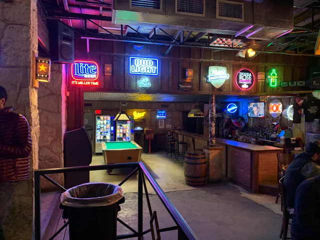 Filthy McNasty's Saloon