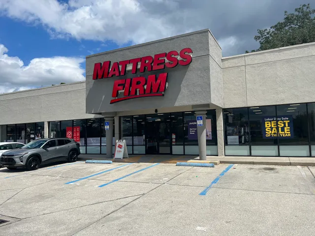 Mattress Firm Roosevelt Boulevard