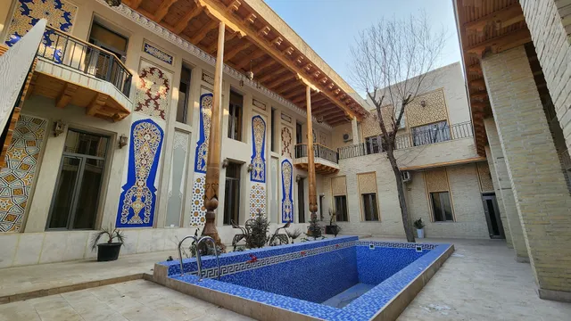 Dunyo Palace Hotel