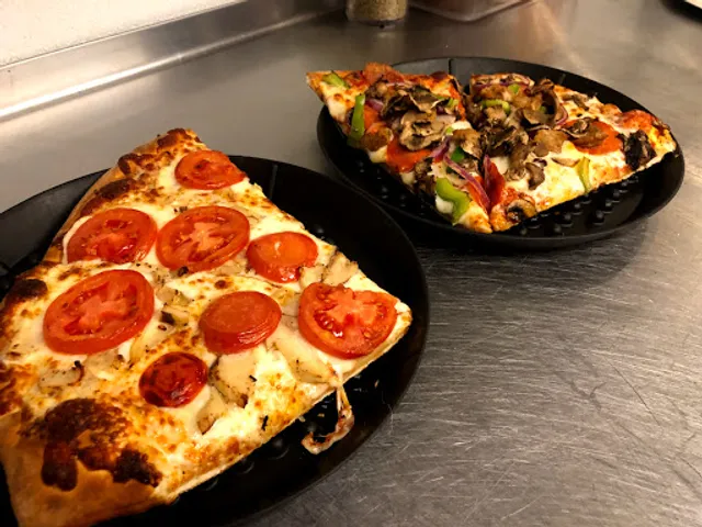 Rick's Pizza, Beer, & More