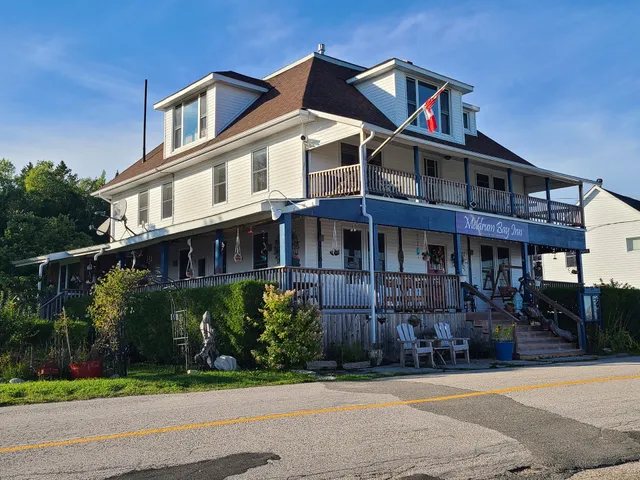 Meldrum Bay Inn