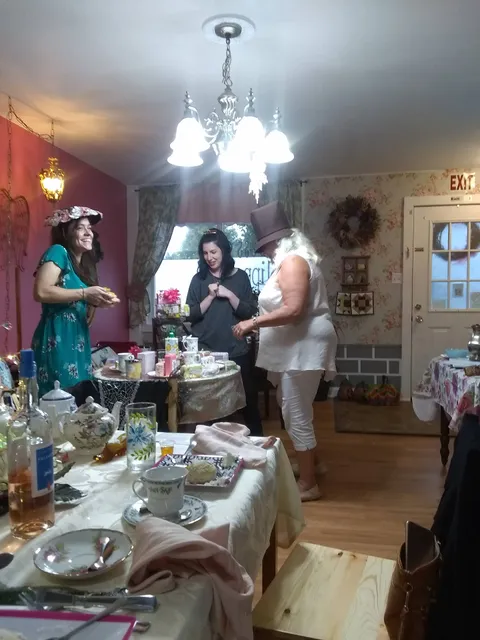 Glass Slipper Tea Room and Boutique