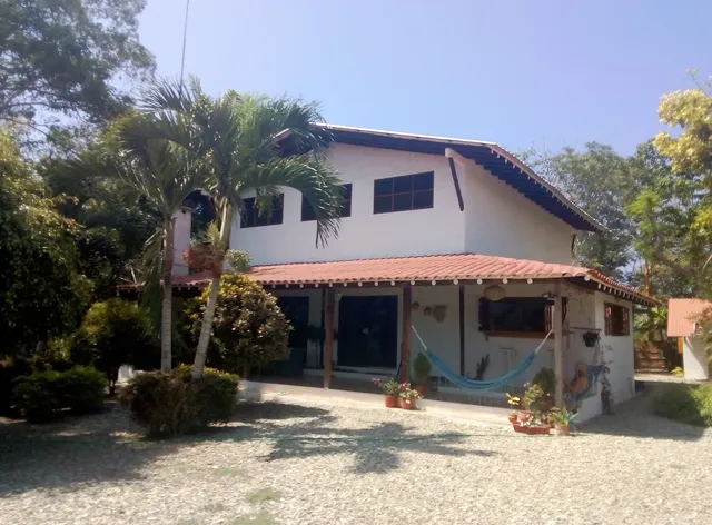 Endless Summer Surfhouse