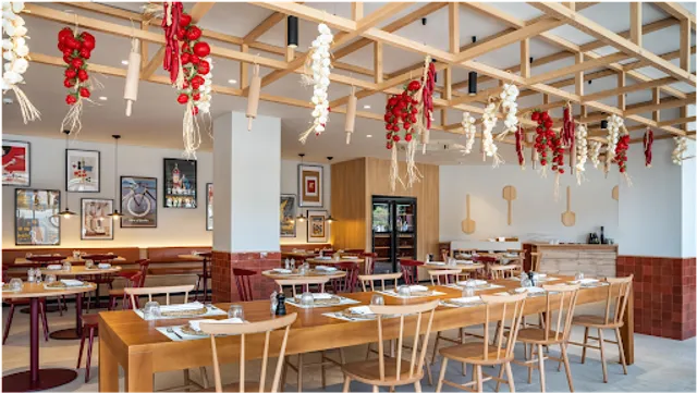 Trattoria La Dolce Vita - La Plaza