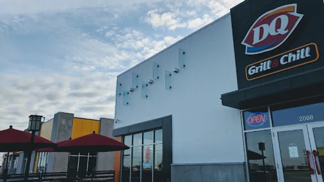 Dairy Queen Grill & Chill - Aurora