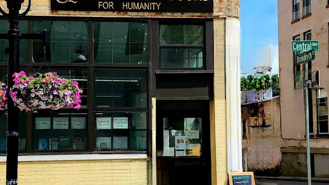 Hudson Valley Books for Humanity