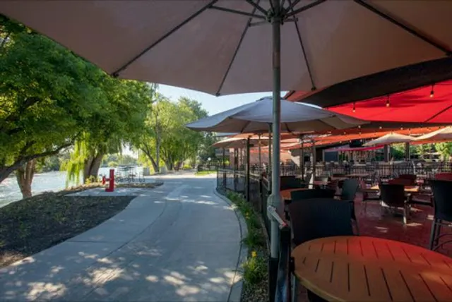 The Sandbar Patio Bar & Grill