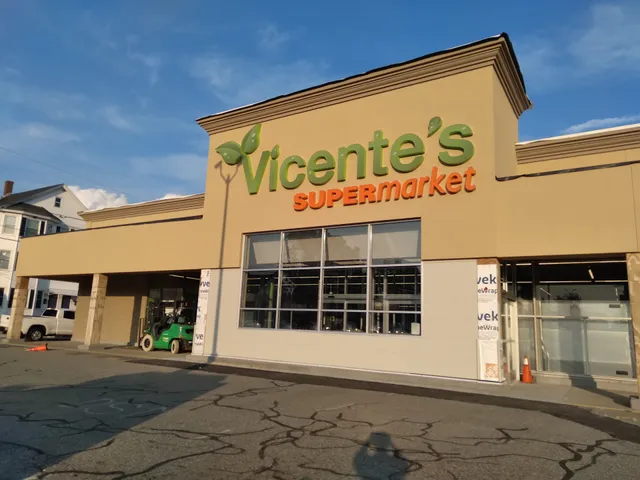 Vicente's Supermarket