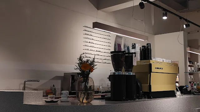 Neues Schwarz Kaiserstraße