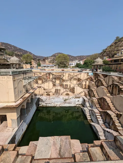 Amer Stepwell