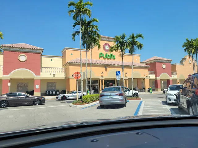 Weston Lakes Plaza