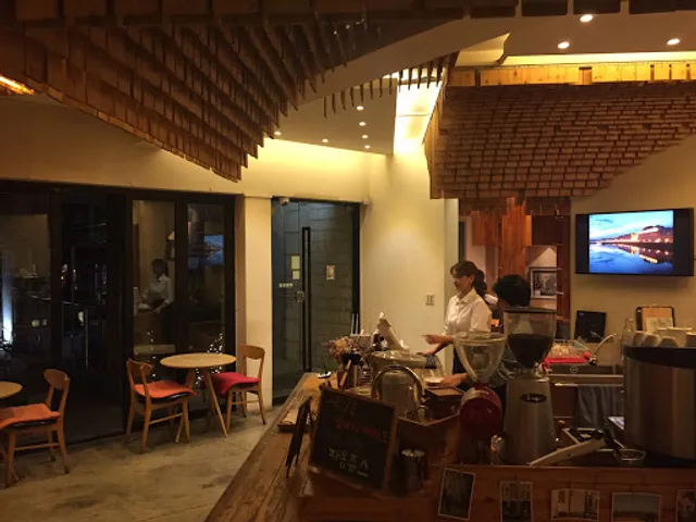 카페 일이구일일(129-11)