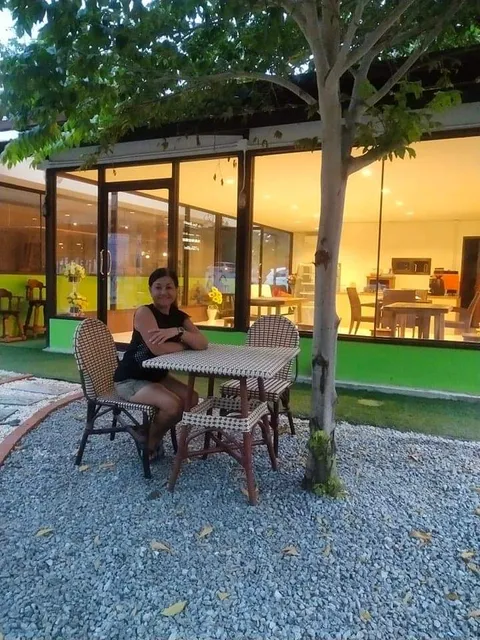 Thai Thai Cafe and Kitchen