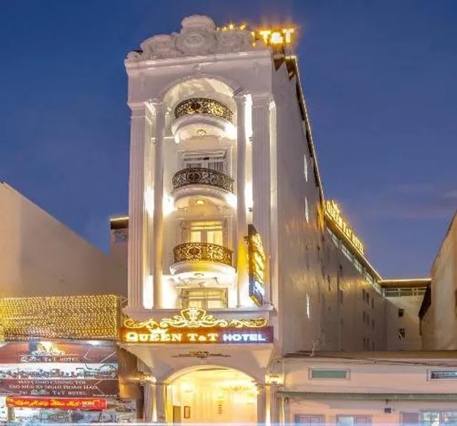 Queen T&T Hotel