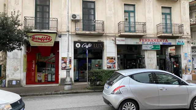 Caffè Lux Lounge Bar