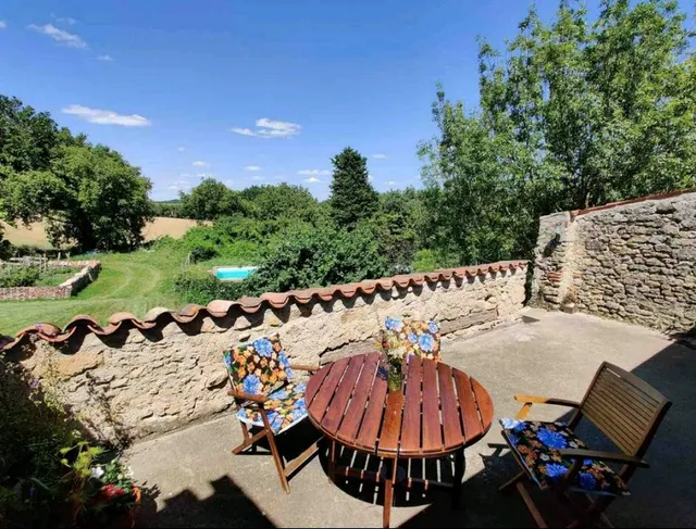 Gîte La Maison de Mél, gîte de groupe avec piscine d'eau salée