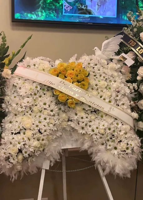 Lilly Gift Flower Shop