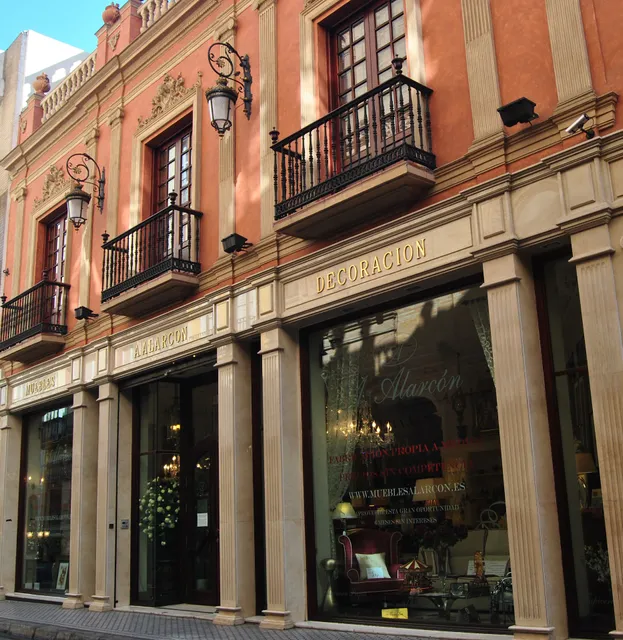 Alta Decoración Alfonso Alarcón