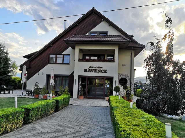 Penzión Ravence - penzion & restaurant