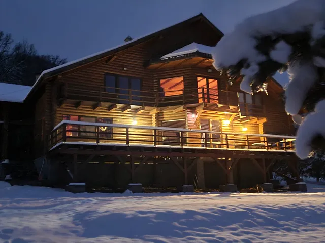 Lucky Vila de Vânătoare (LUCKY RÖNK VENDÉGHÁZ)