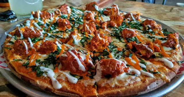 Buffalo Pizza Plaza Tec