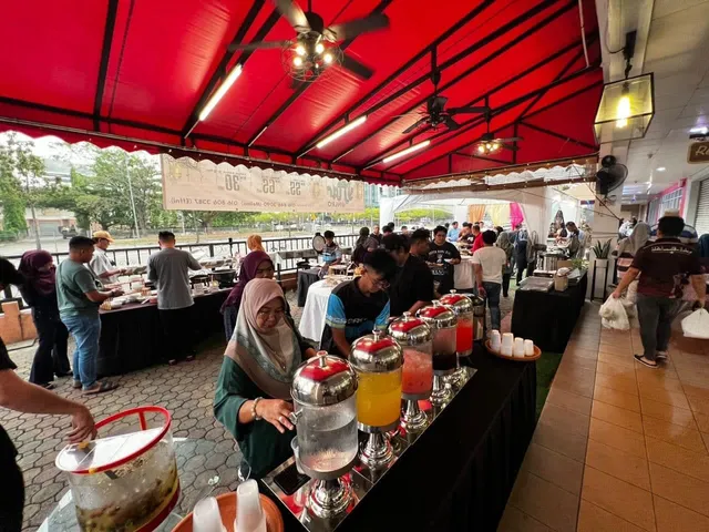 Nasi Lemak Rendang Oma