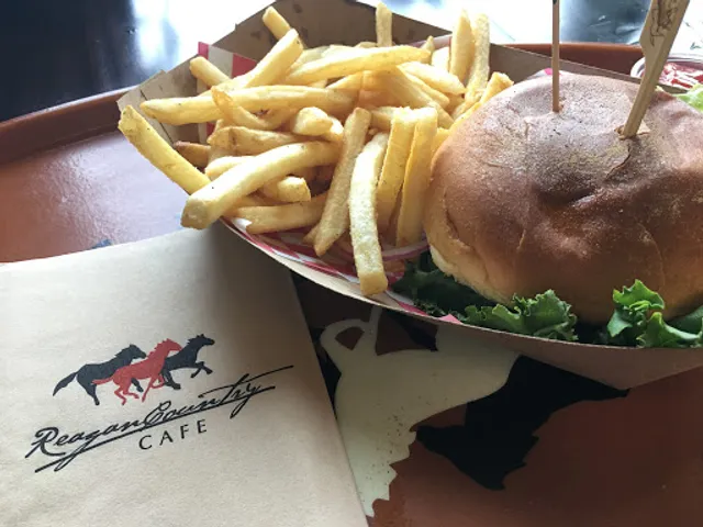 The Gipper's Bar + Bistro