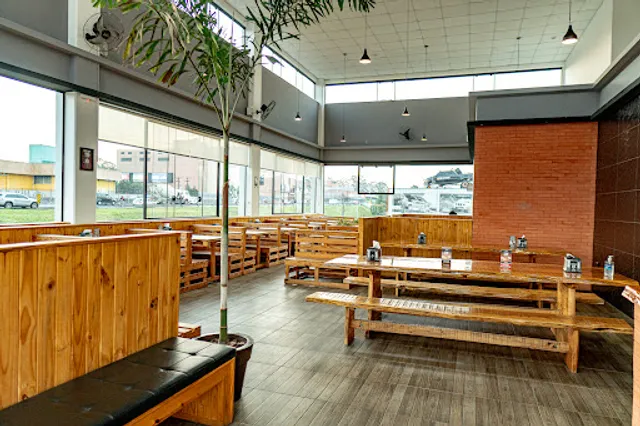 Comodoro Burguer - Cajuru