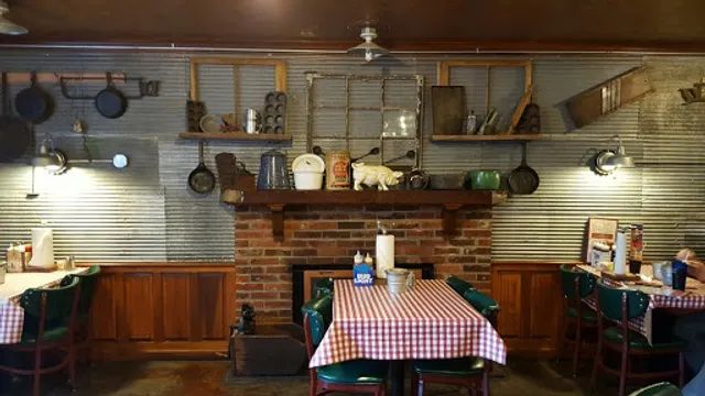 Riverside BBQ & Grill