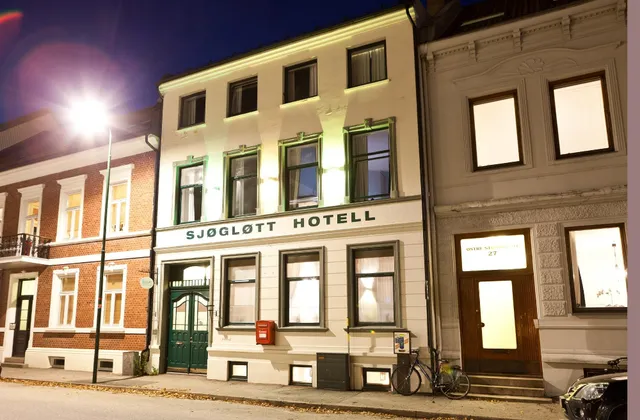 Sjøgløtt Hotel