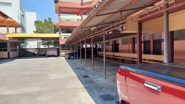 สัตยาอพาร์ทเม้นท์ (หลังธนาคารกรุงศรี สาขามหาสารคาม)