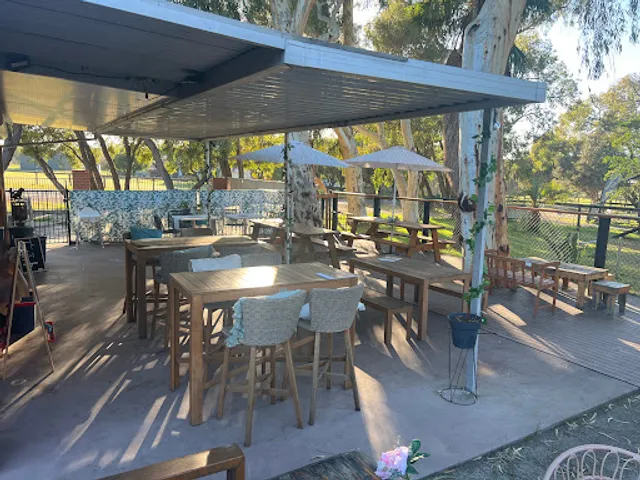 Dog’s Breakfast Cafe