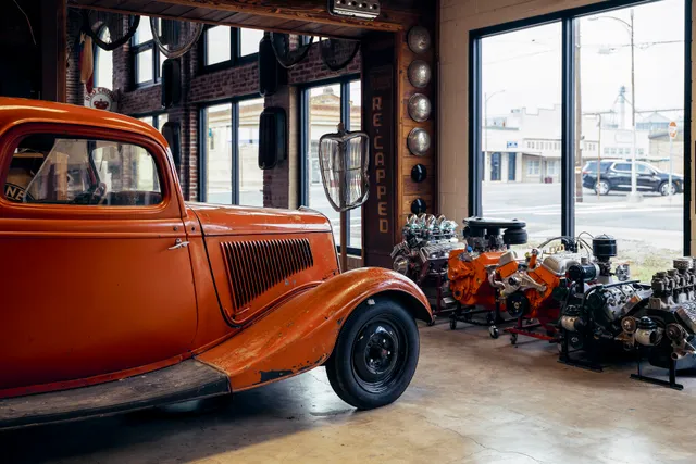 Hot Rod Garage