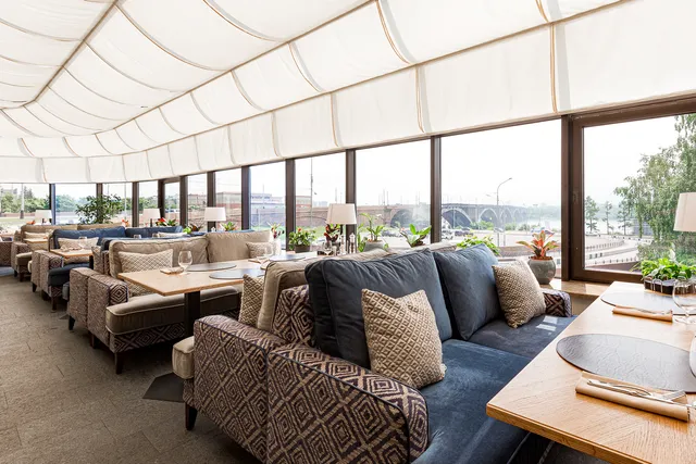 ресторан grill & wine "Фон Барон"