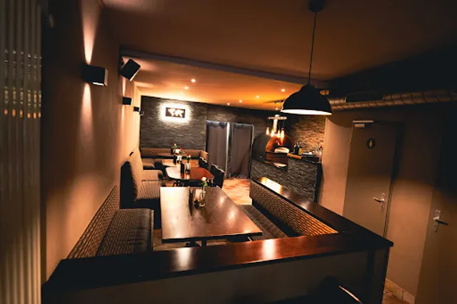 Simpl | Restaurant | Pizzeria | Bar Auerbach