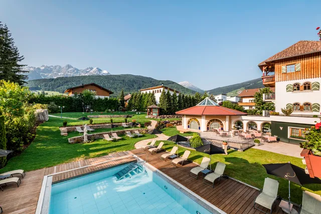 Mirabell Dolomites Hotel . Luxury . Ayurveda & SPA
